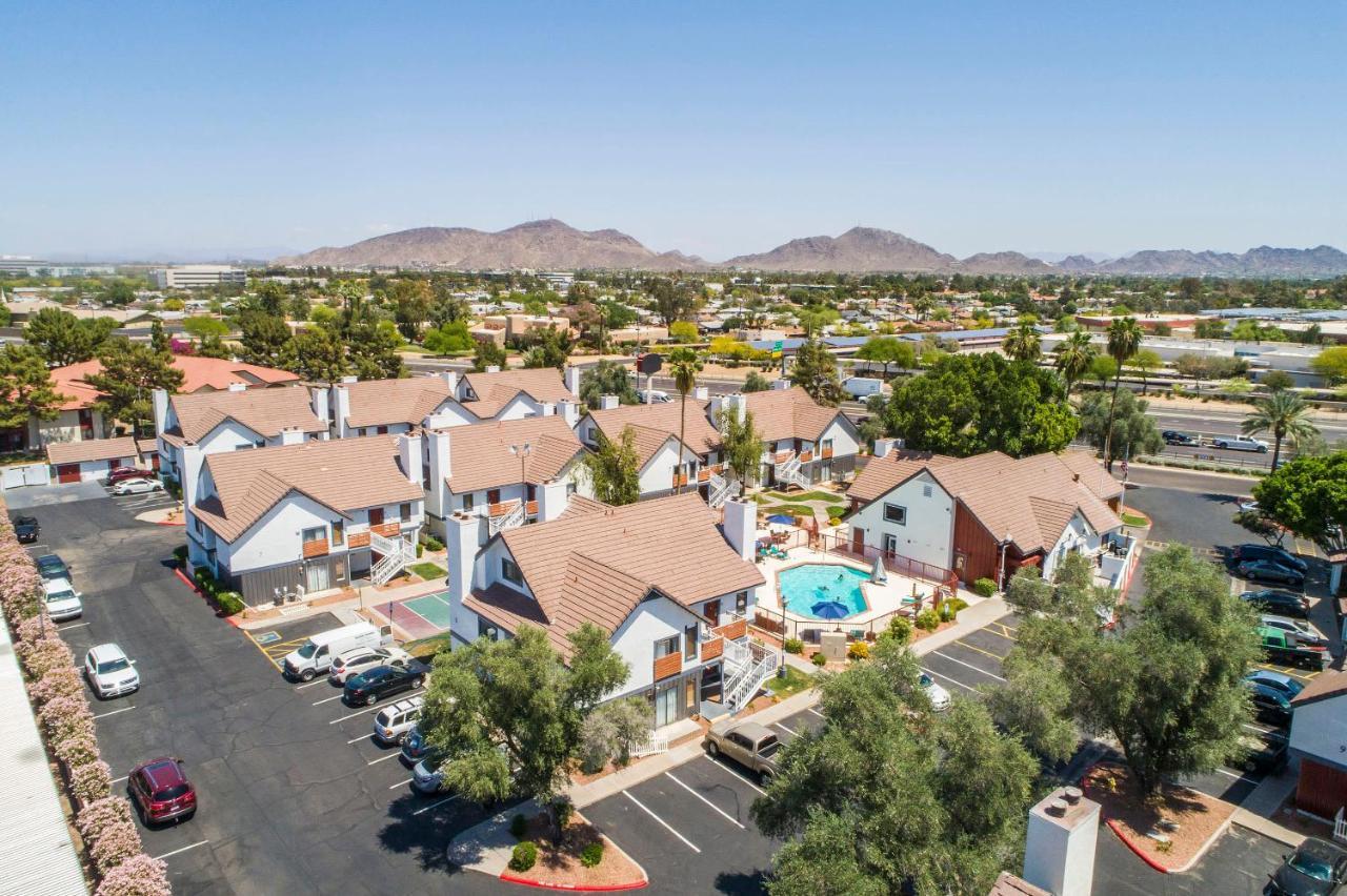 פיניקס Metro Phx Upstairs 2Bd Sleeps 6 Heated Pool No Pets Allowed מראה חיצוני תמונה