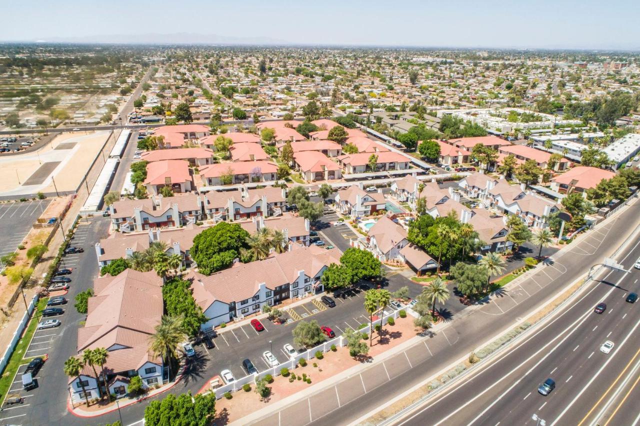 פיניקס Metro Phx Upstairs 2Bd Sleeps 6 Heated Pool No Pets Allowed מראה חיצוני תמונה