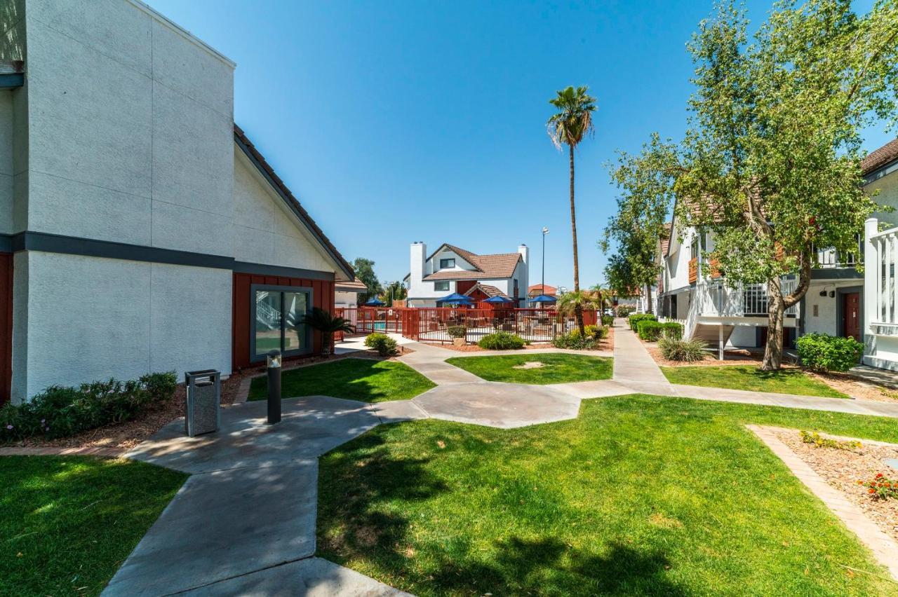 פיניקס Metro Phx Upstairs 2Bd Sleeps 6 Heated Pool No Pets Allowed מראה חיצוני תמונה