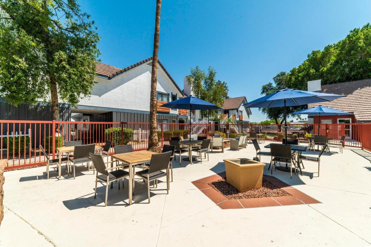 פיניקס Metro Phx Upstairs 2Bd Sleeps 6 Heated Pool No Pets Allowed מראה חיצוני תמונה